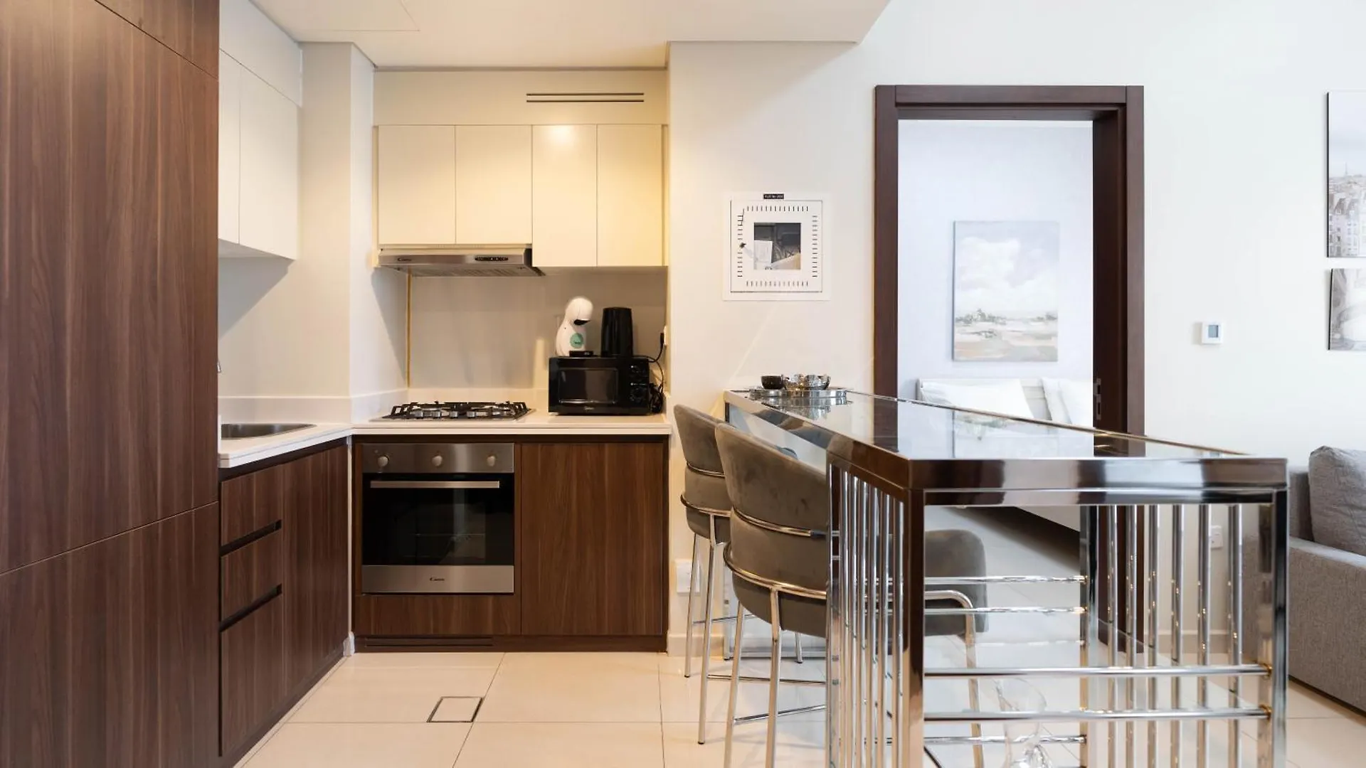 Luxury 2Br Apartment With Burj View Gym & Pool Dubai